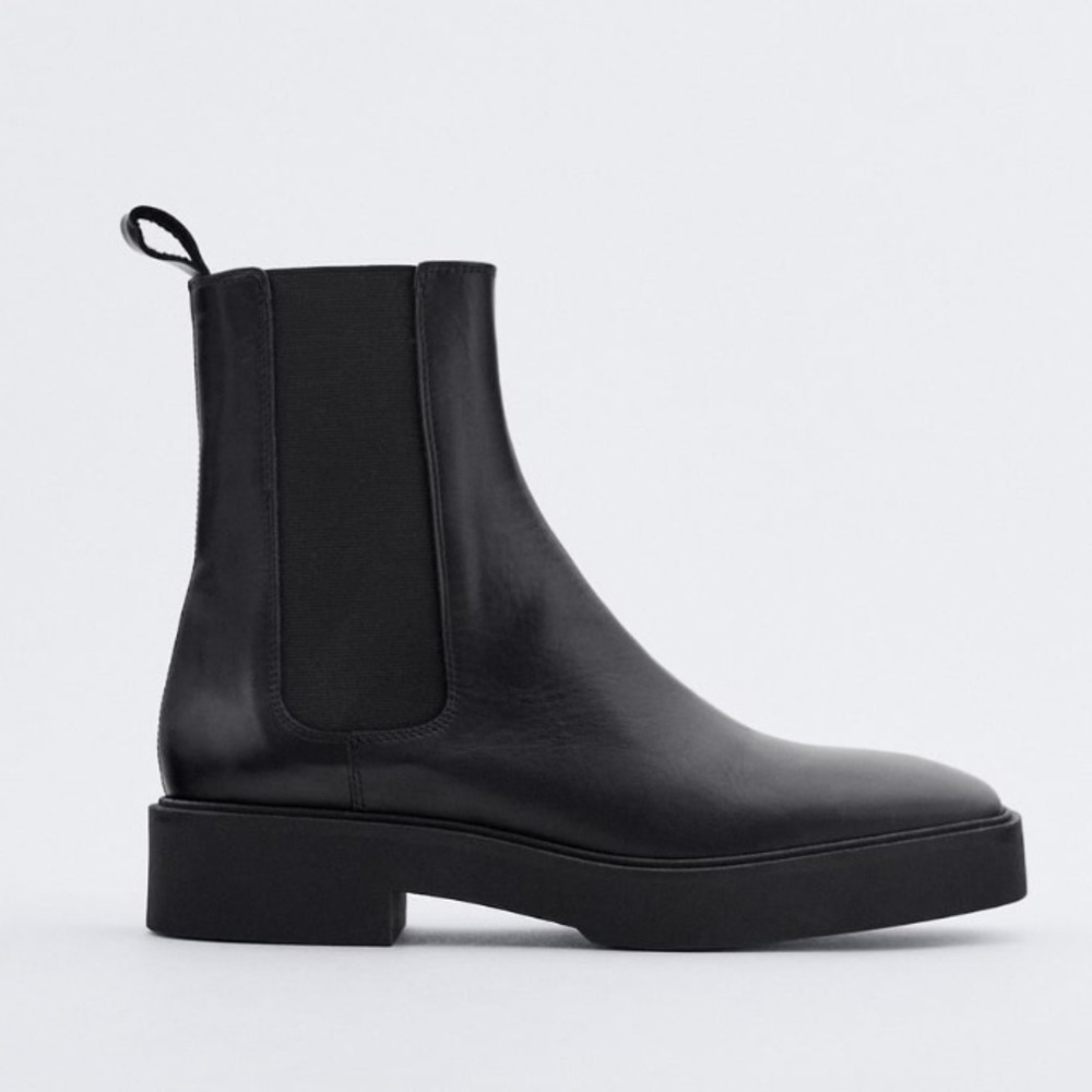NIB Zara Low Heel Square Toe Black Leather Ankle Boots